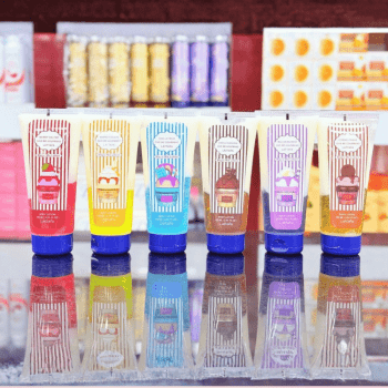 لوشن "Give Me Gourmand" من لطافة بروائح الحلويات الفرنسية| عبوة 250mL